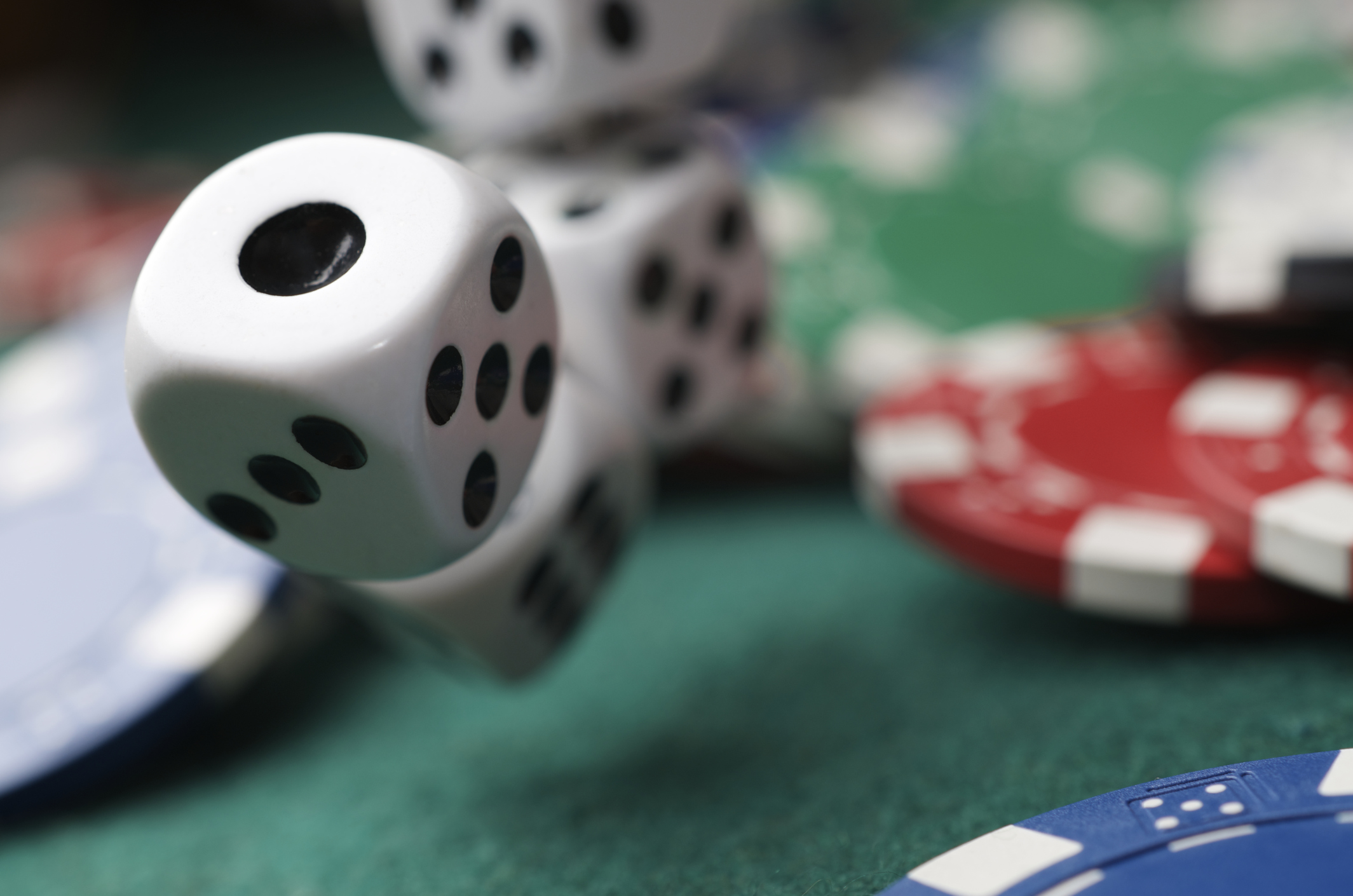 Live dealer online casino games for realistic gaming experiences today